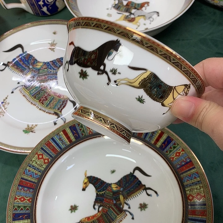 瓷片咖啡☕️?咖啡☕️