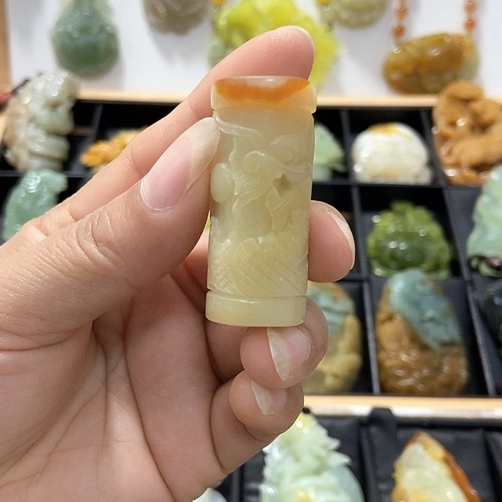 蛇纹石玉未镶嵌挂件