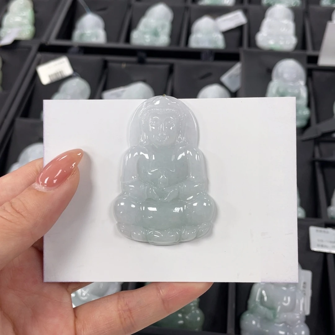 翡翠颈饰未镶嵌观音