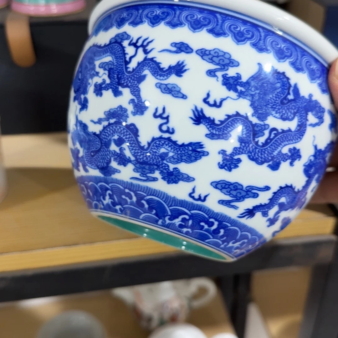 瓷片摆件等物品等都会