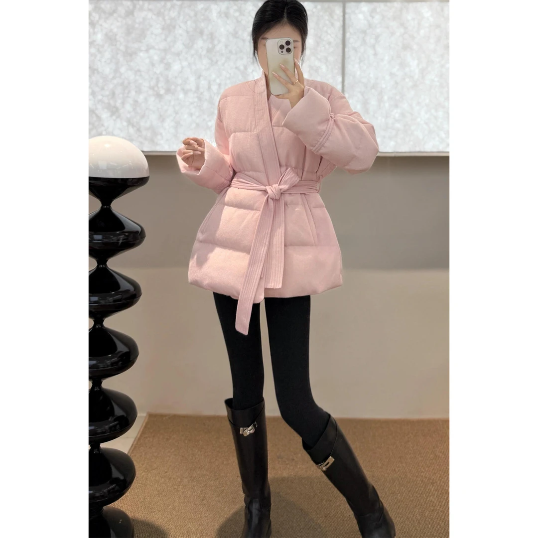 新中式气质新年粉色外套女2025年冬季新款氛围感加厚收腰显瘦上衣