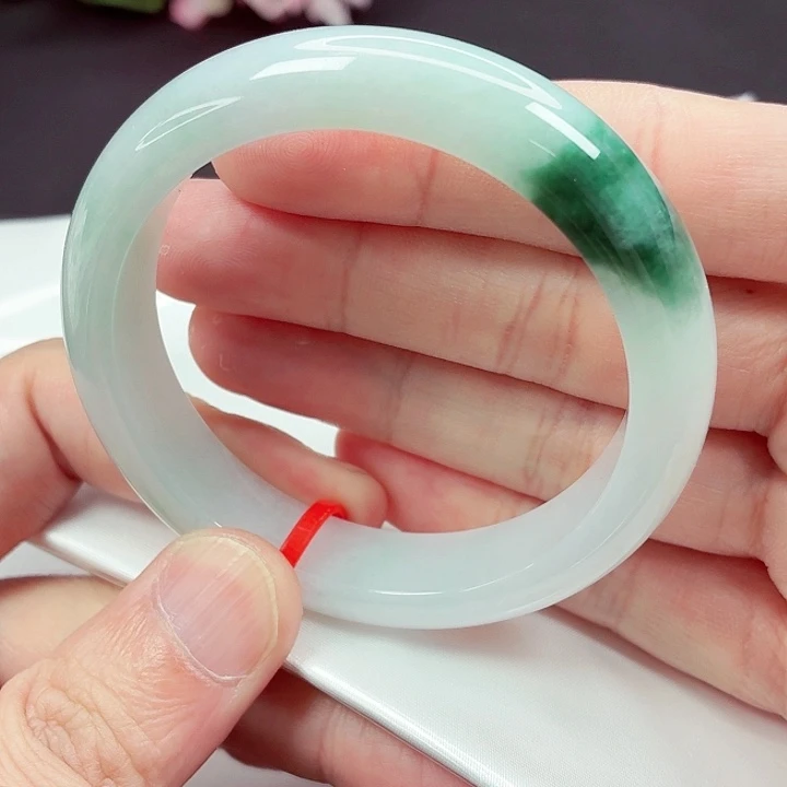 翡翠未镶嵌手镯55.2圈