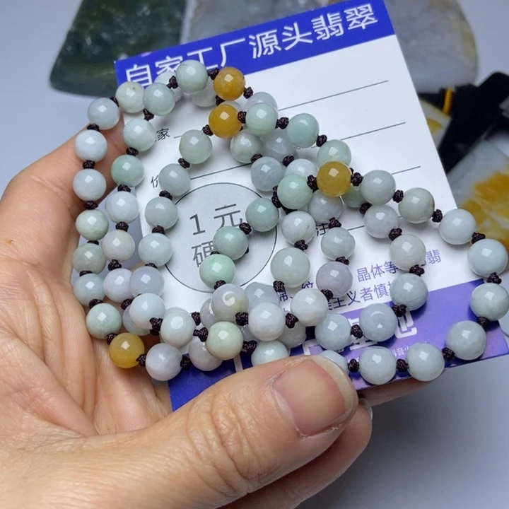 翡翠颈饰未镶嵌翡翠