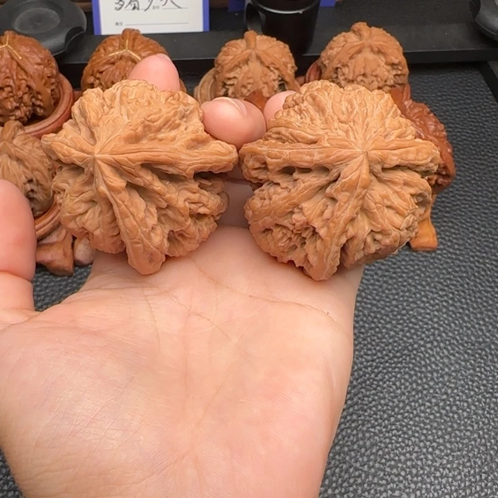 把件文玩核桃大粗筋三棱 全品 46尺寸
