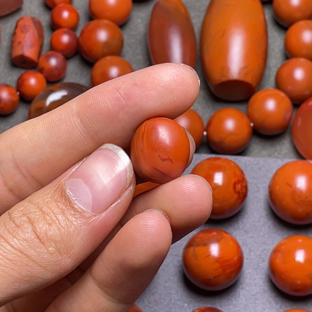 青***️南红玛瑙南红未镶嵌天然原矿南红随行单颗