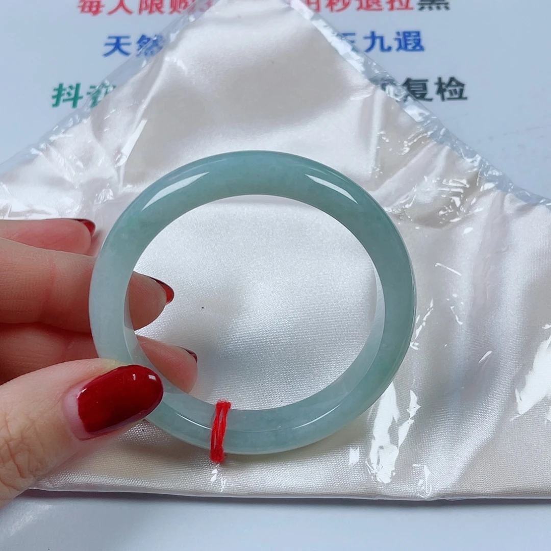 s***e翡翠未镶嵌手镯天然