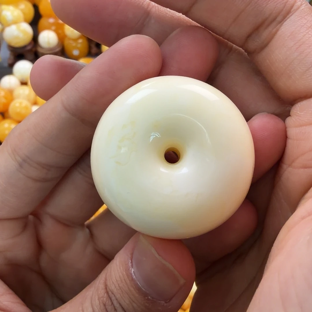 琥珀未镶嵌珠宝奇石20g
