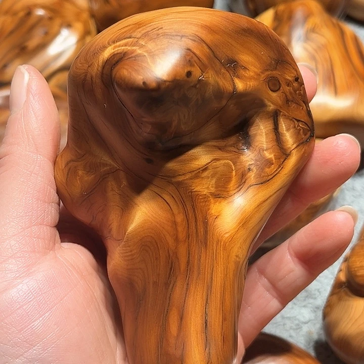 柏木（崖柏）尚*太行崖柏手把件