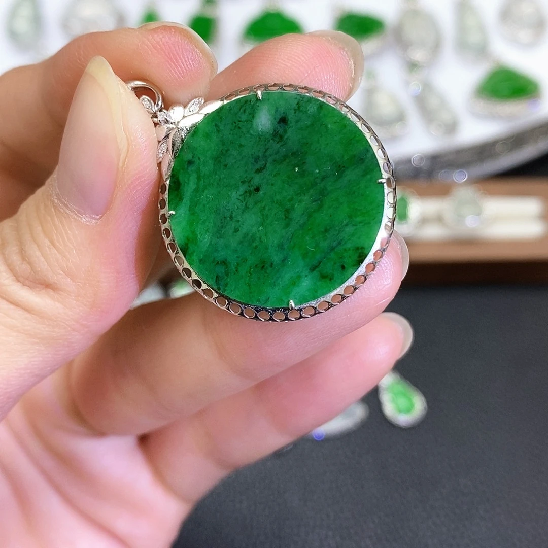 翡翠18K金镶嵌吊坠(不含链)