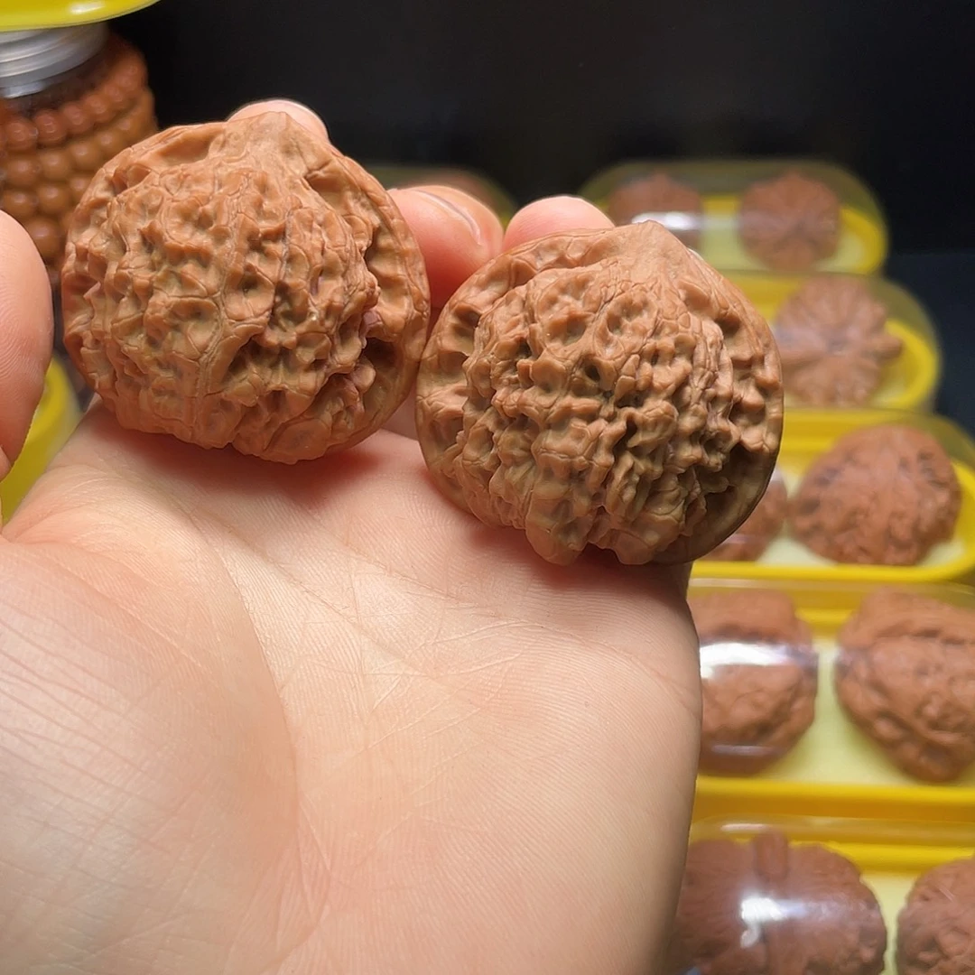 吊坠文玩核桃47尺官帽