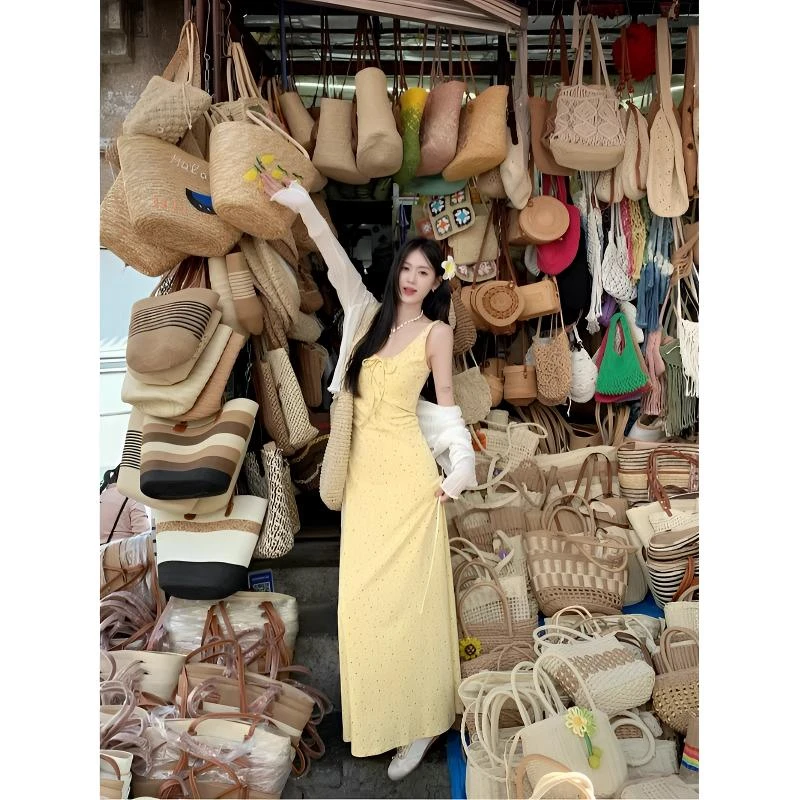 黄色碎花吊带连衣裙女夏季无袖背心裙法式甜美风收腰长裙a字裙子