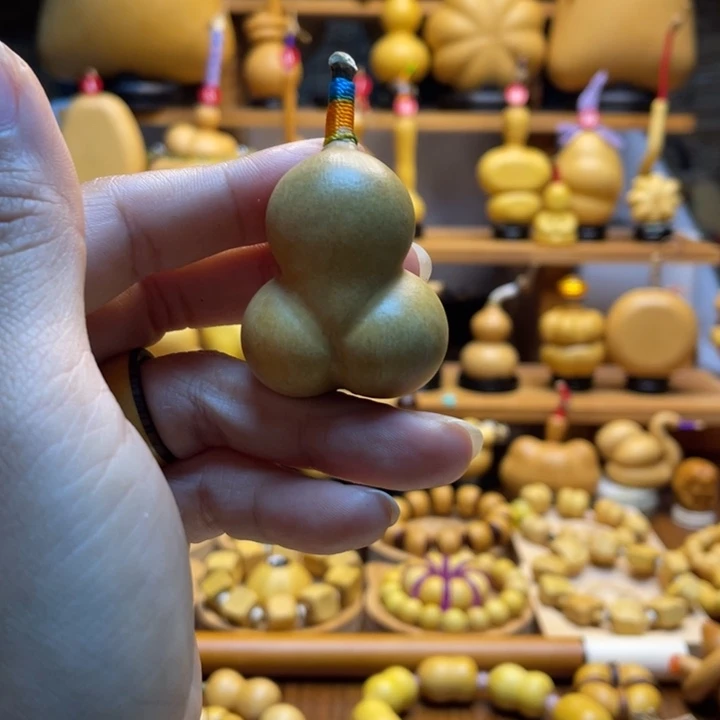 王***旋天然葫芦自然生长