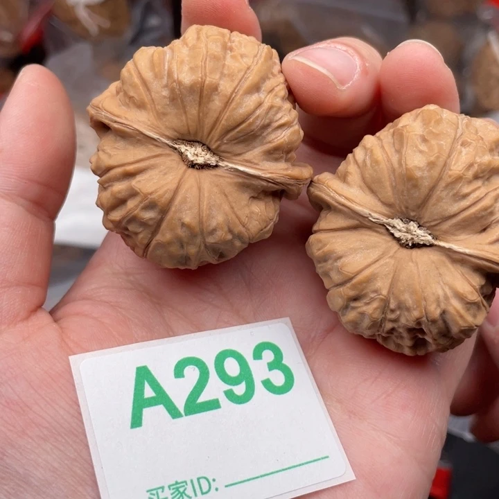 文玩核桃吊坠核桃