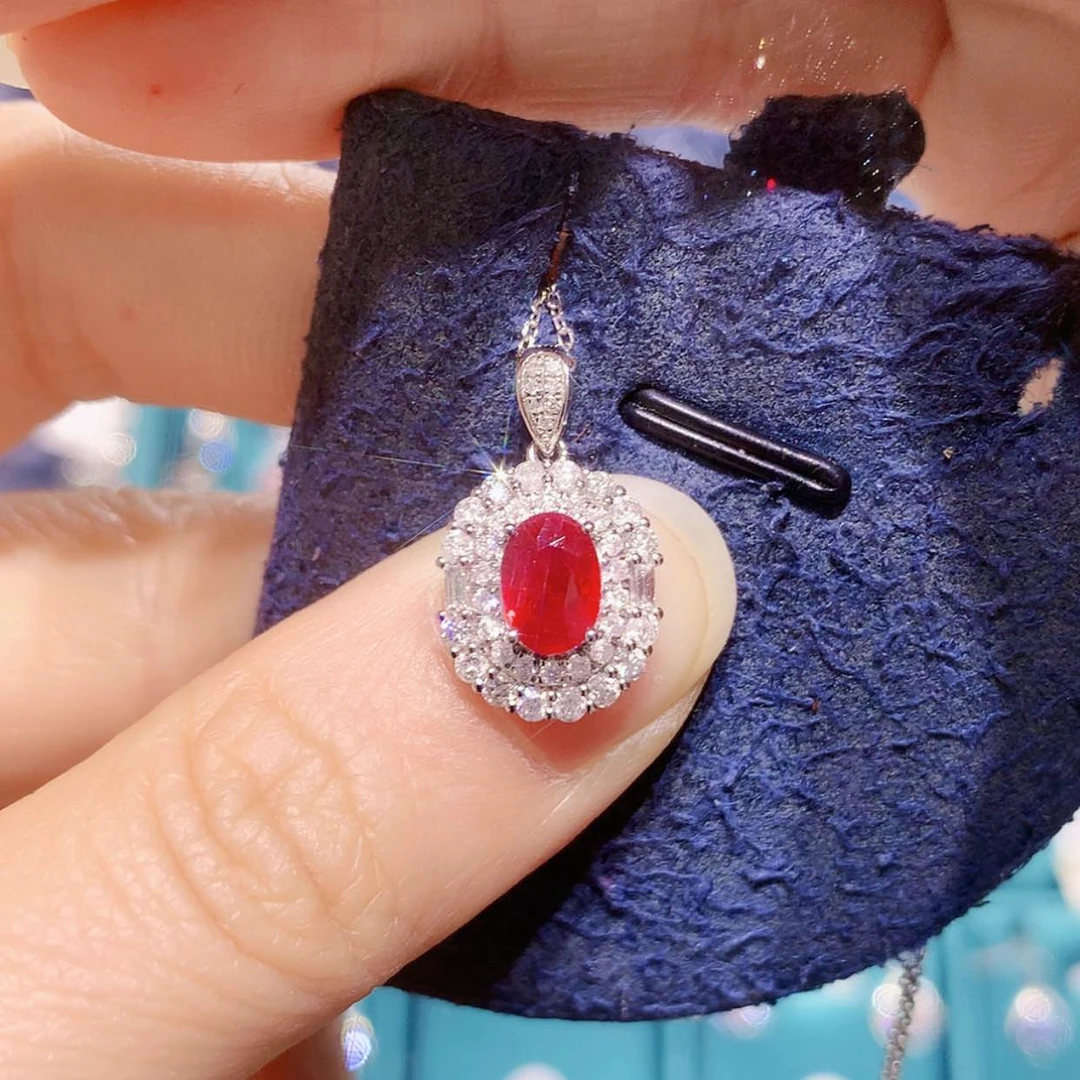 【闪购商品】颈饰18K金镶嵌红宝石红宝石蛋面项链