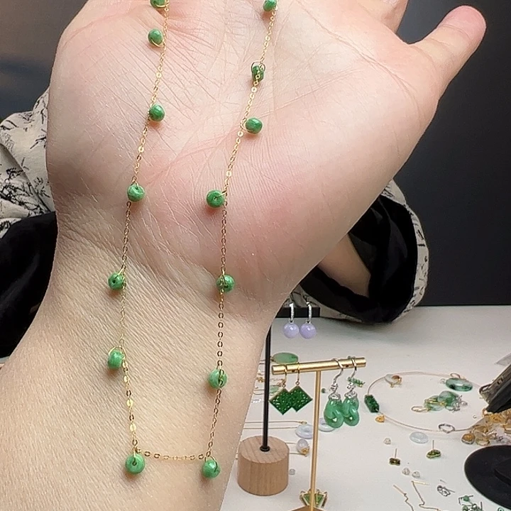 翡翠18K金镶嵌耳饰天然翡翠项链