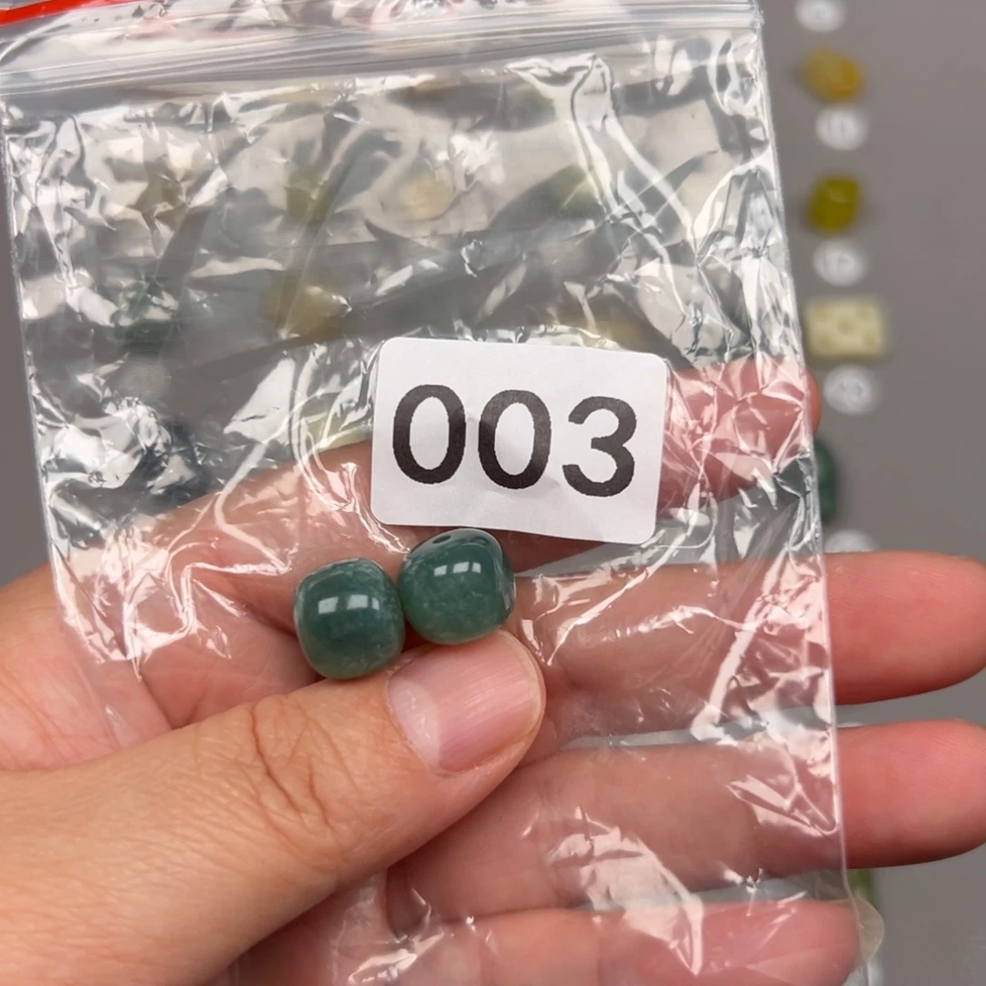 未镶嵌蛇纹石玉颈饰乐*1