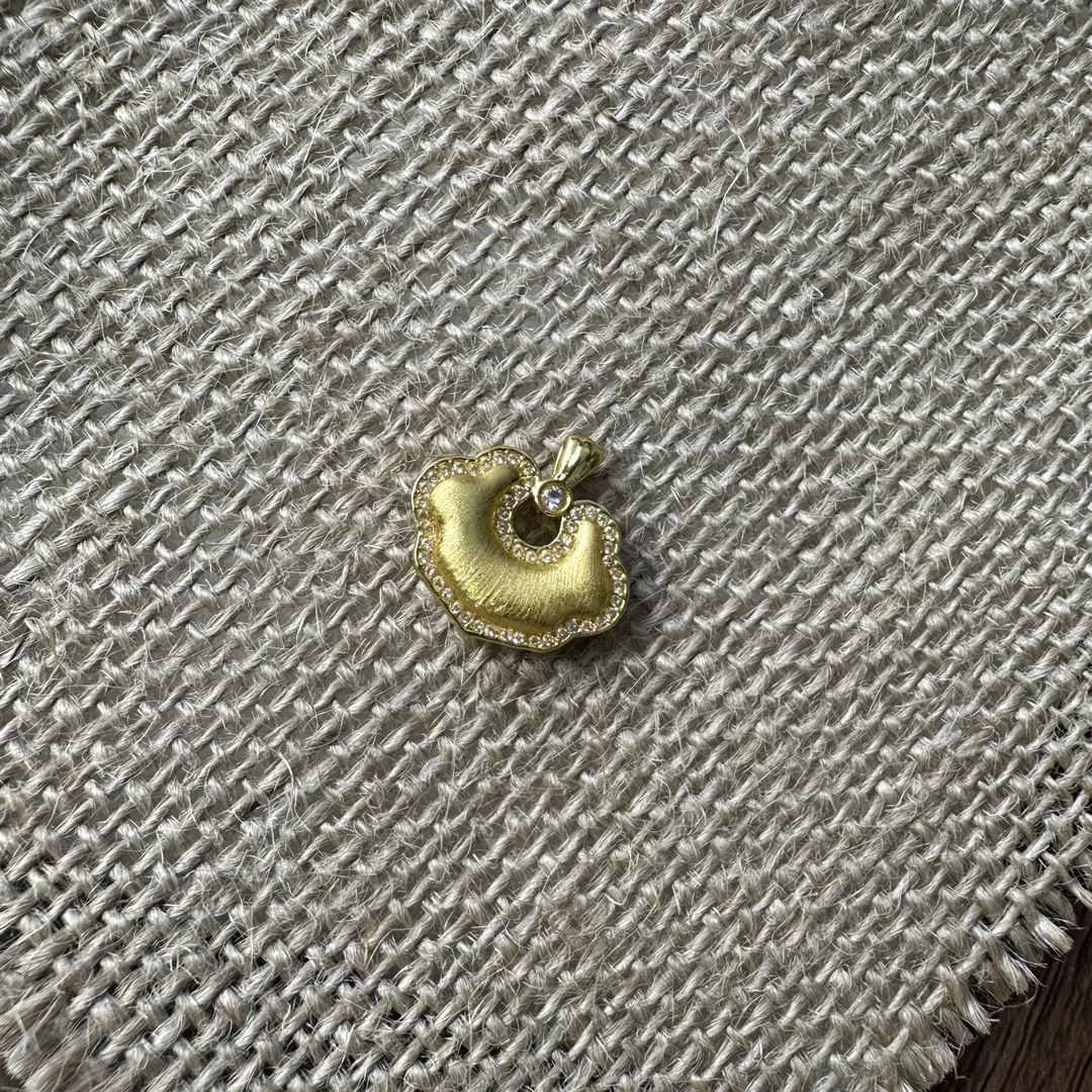 【质检发货】l8 k 拉丝福锁配件吊坠