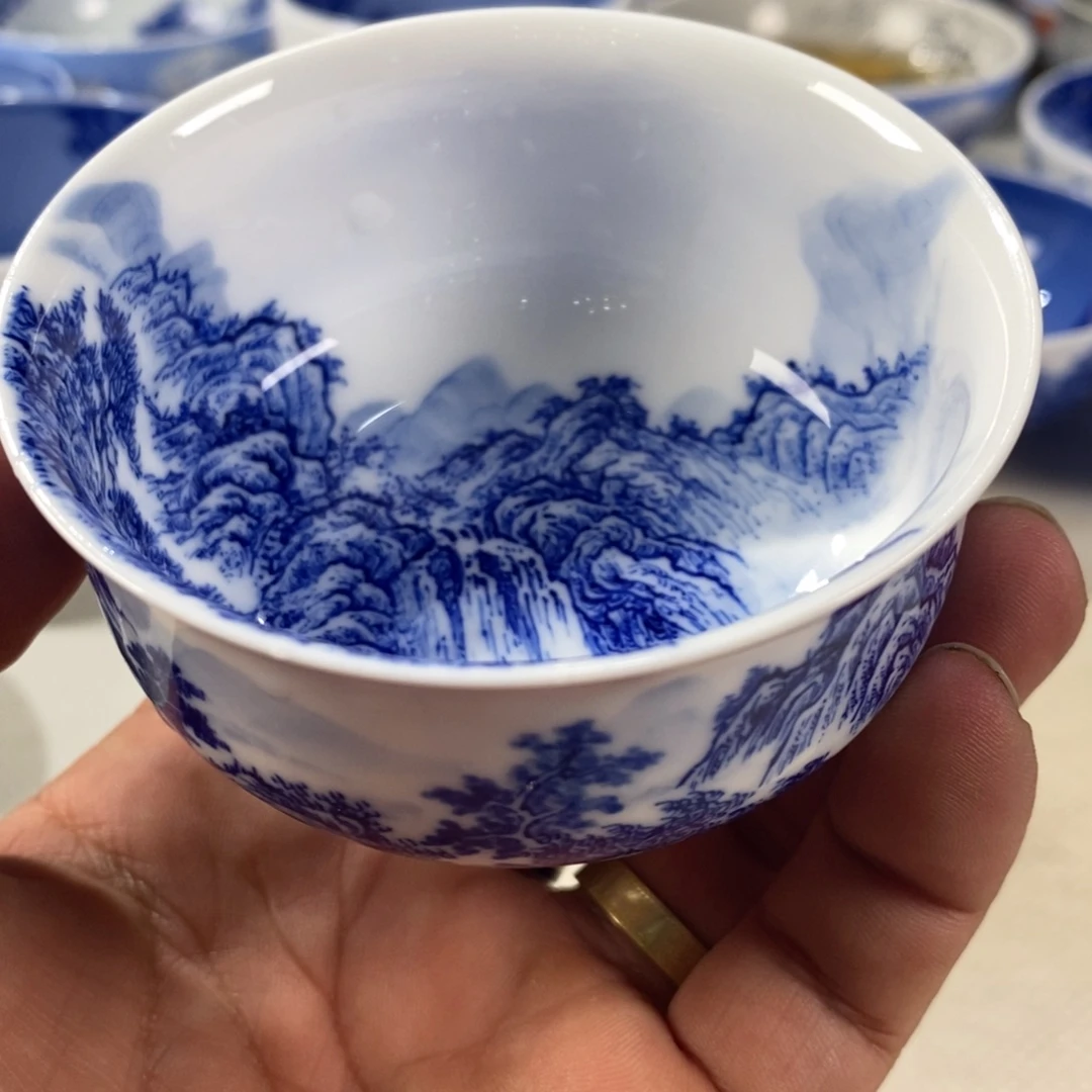 青花122345567887765544