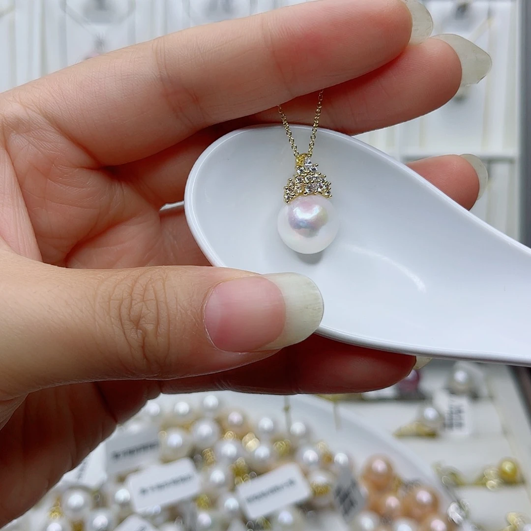 淡水珍珠合金吊坠(赠链)
