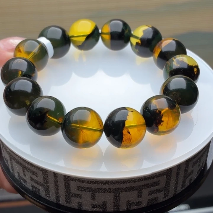 琥珀未镶嵌珠宝奇石15mm绿茶半山水海藻溶洞