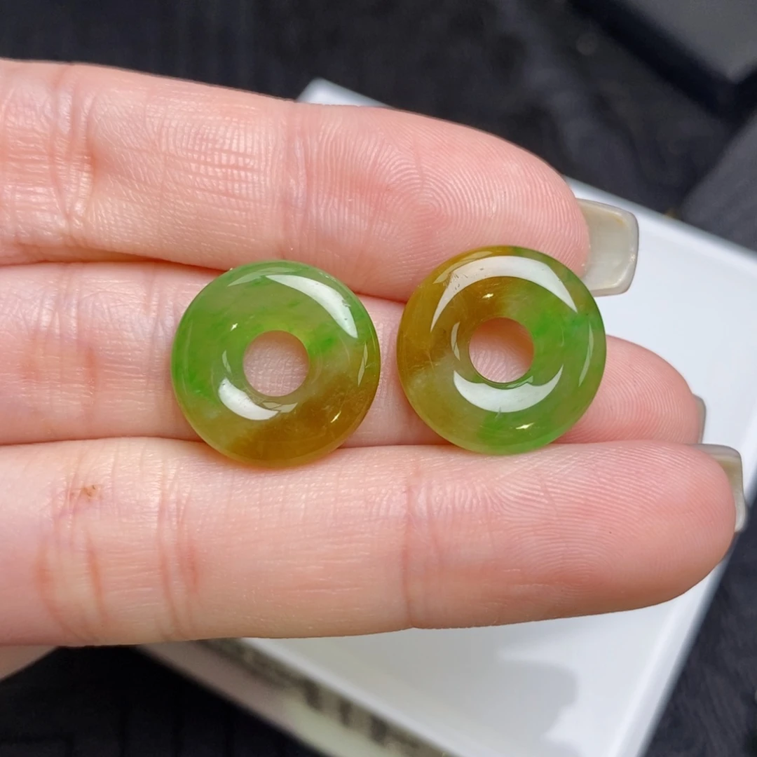 翡翠未镶嵌耳饰黄加绿甜甜圈