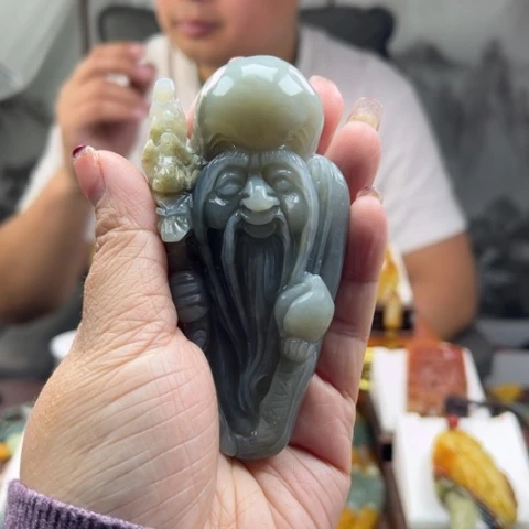 岫玉手把件未镶嵌瓜*宝手把