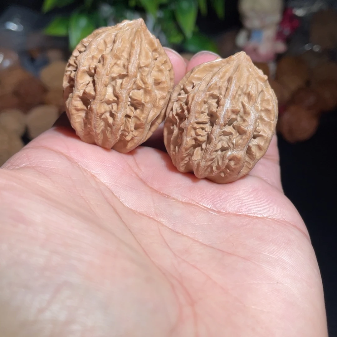 文玩核桃吊坠33秋子