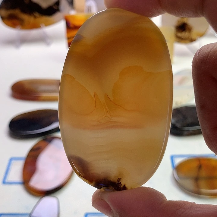玛瑙/玉髓未镶嵌珠宝半成品