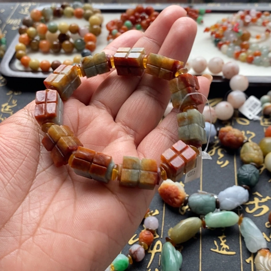 翡翠未镶嵌手串玉琮