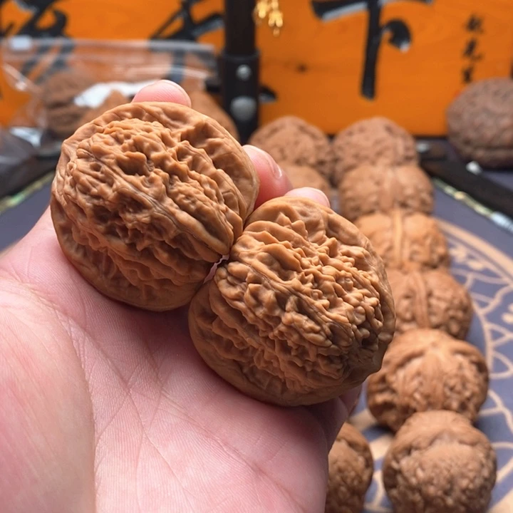 K***后文玩核桃吊坠文玩核桃四座楼41