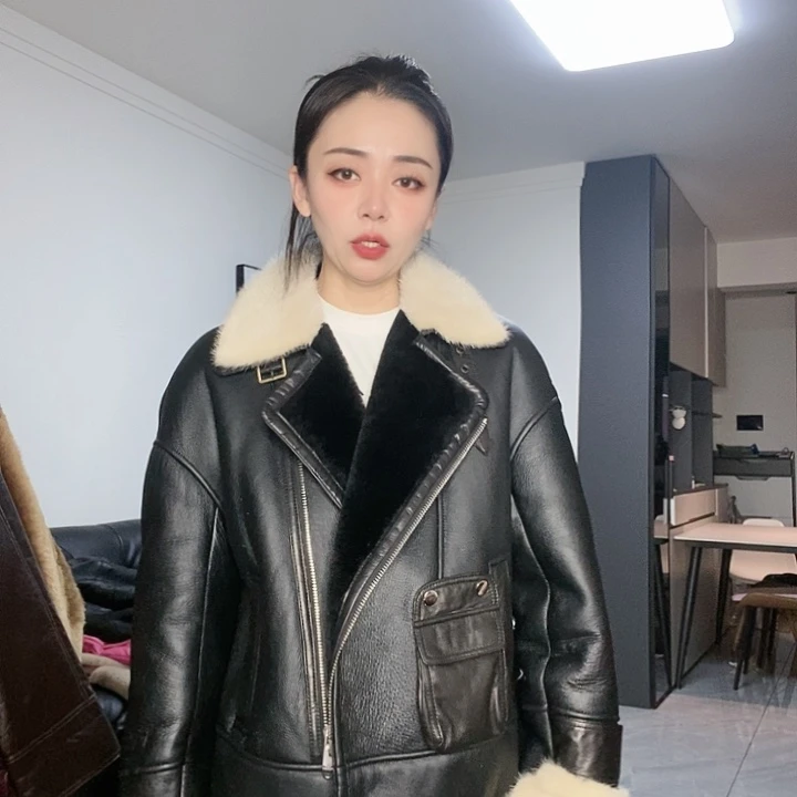 绵羊皮皮毛一体配水貂XL140斤左右