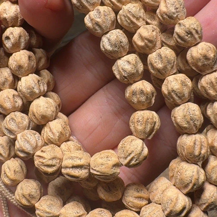 飞***1柏香籽/百香籽吊坠