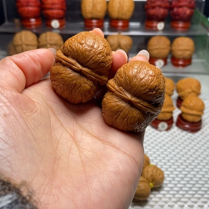 文玩核桃把件10峭壁元宝