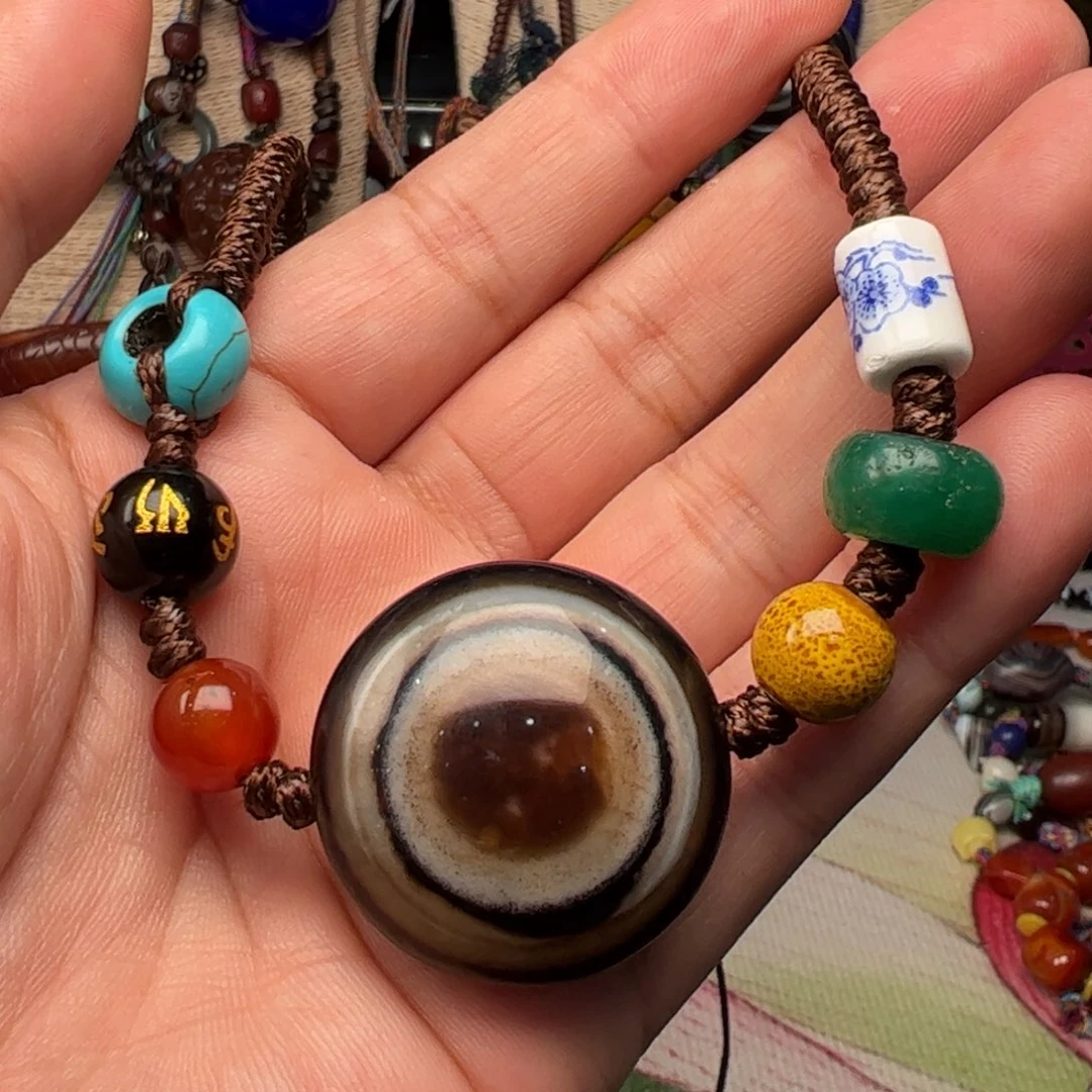 玛瑙/玉髓颈饰未镶嵌