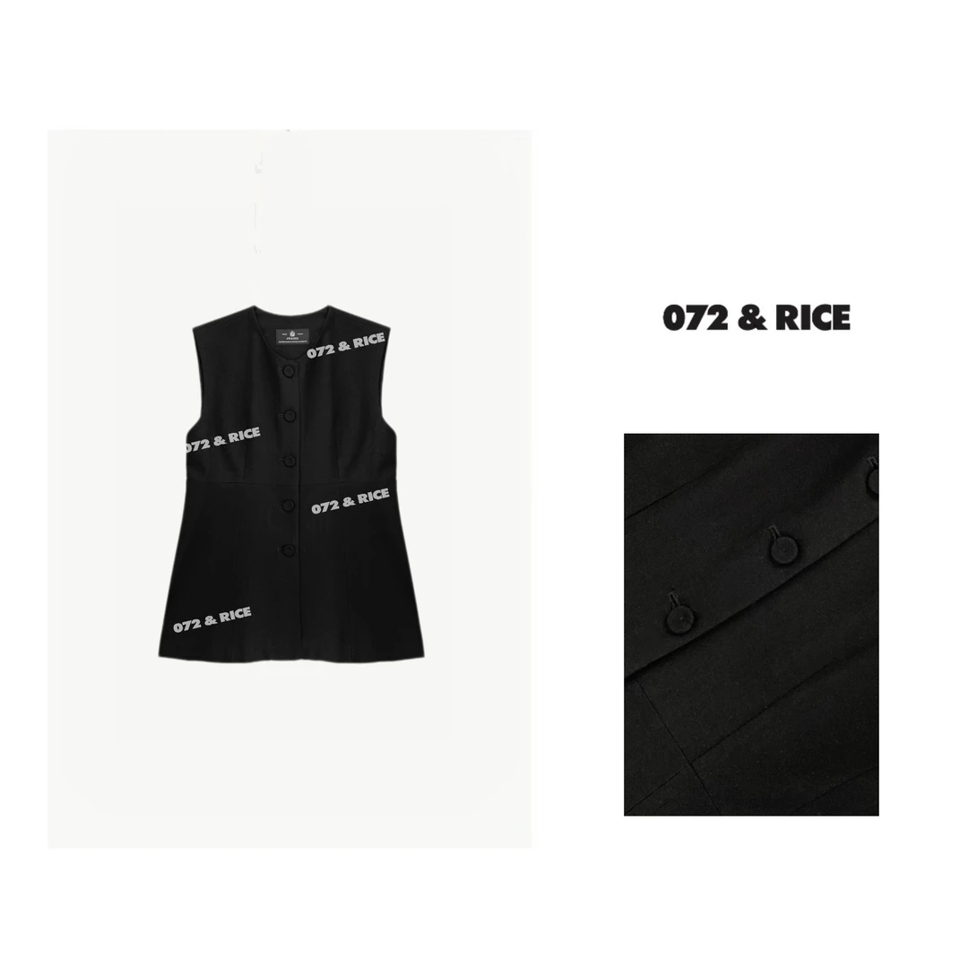 072 & RICE【秋来马甲】秋季休闲U领单排扣无袖马甲 31W027RZ*