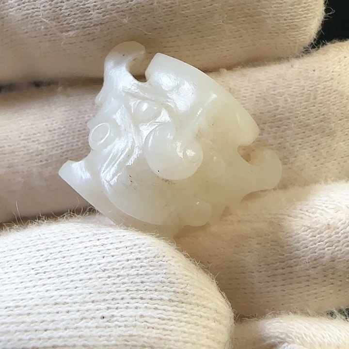 用***3和田玉（白玉）未镶嵌颈饰