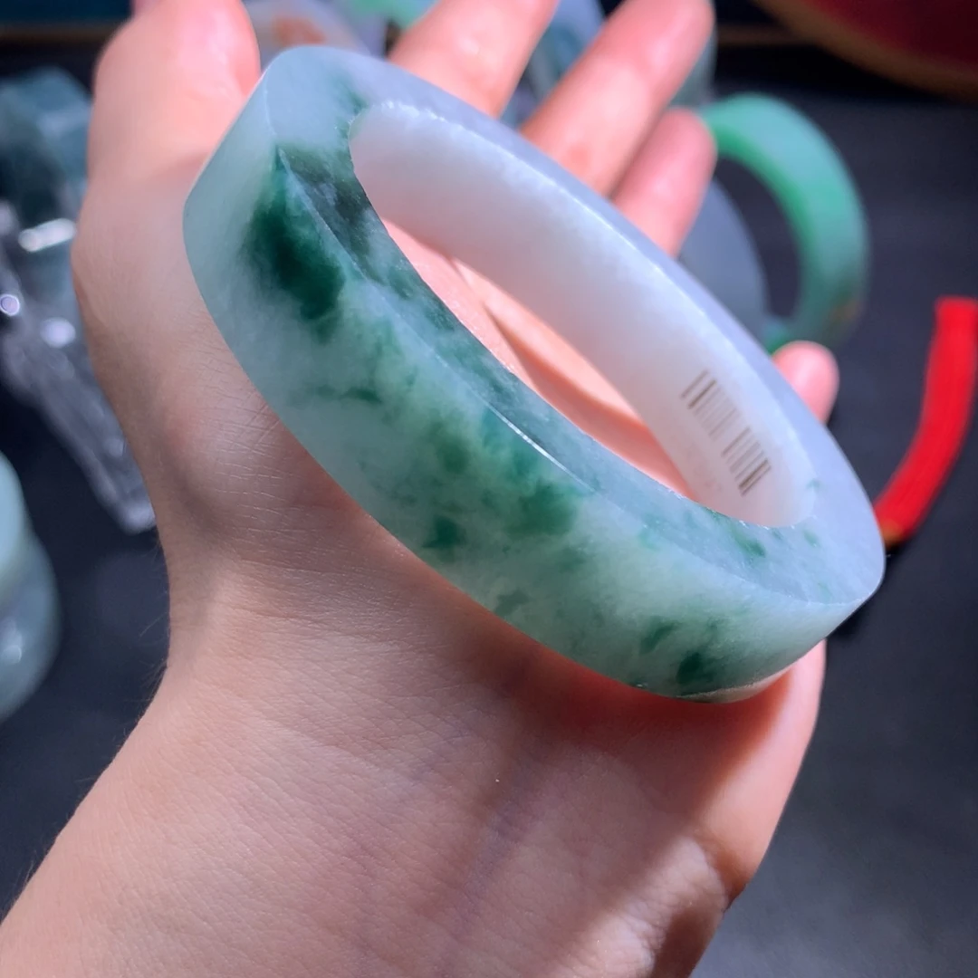 未镶嵌特价大漏定制翡翠