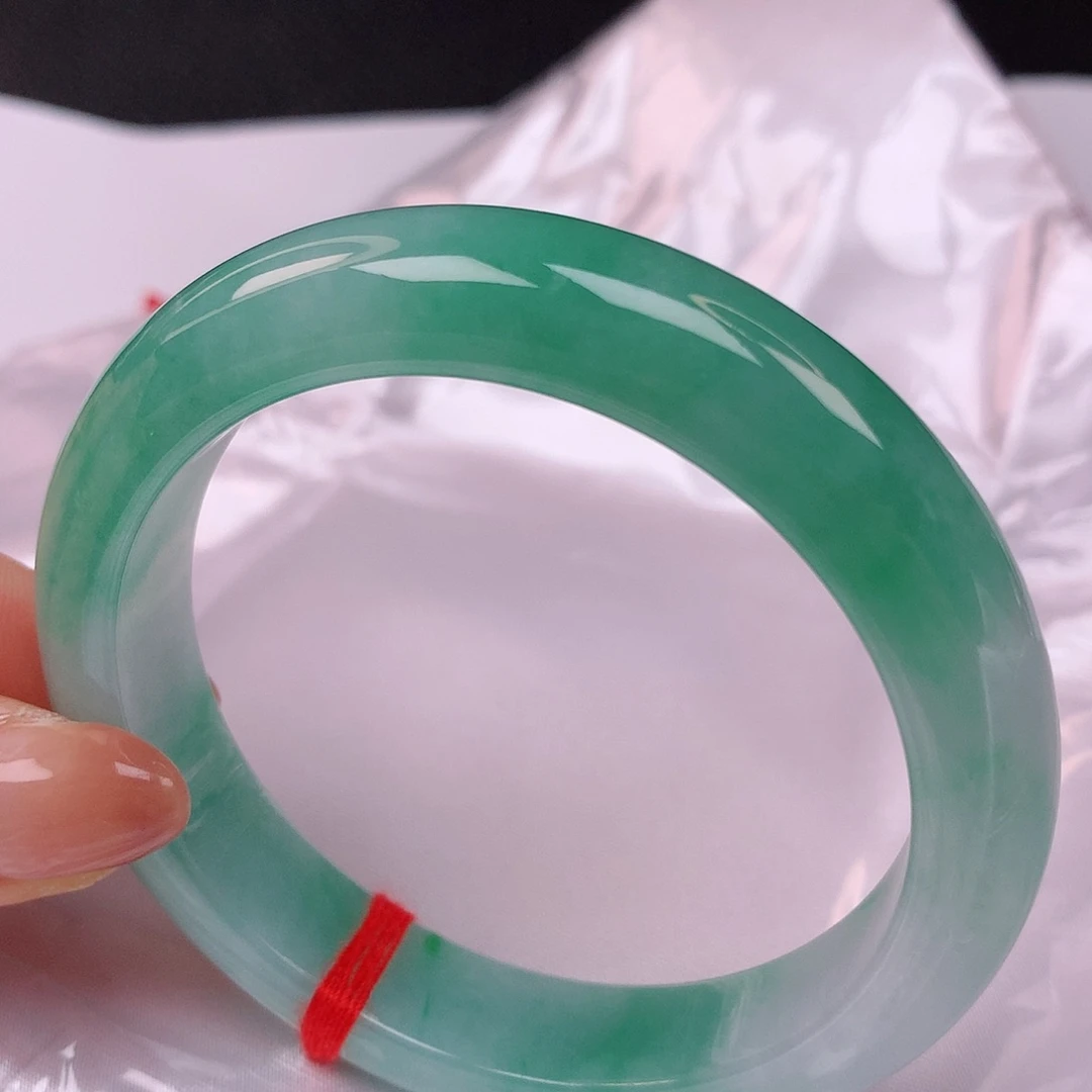 【闪购商品】翡翠手镯未镶嵌55翡翠手镯