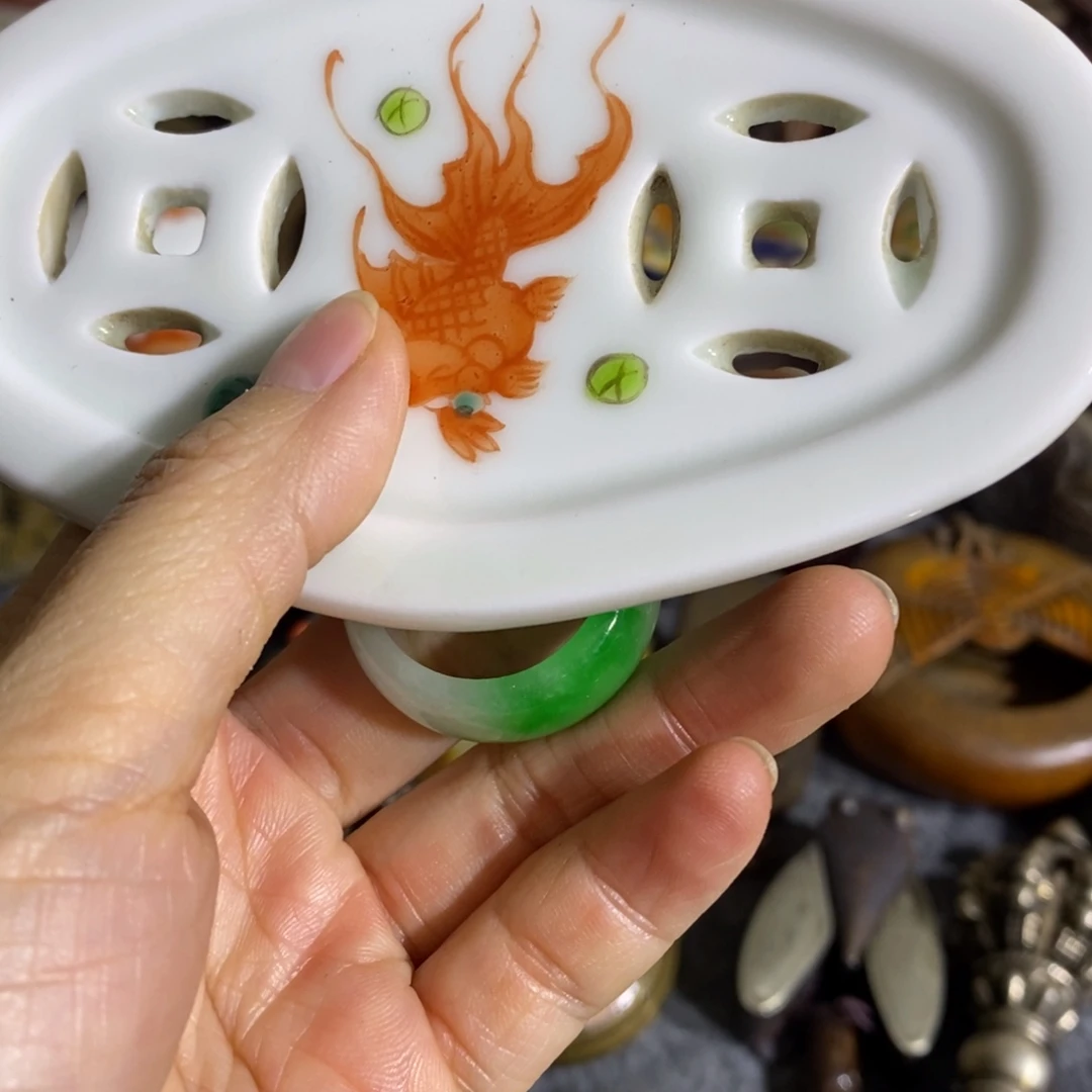 诚***福陶瓷摆件等各种工艺