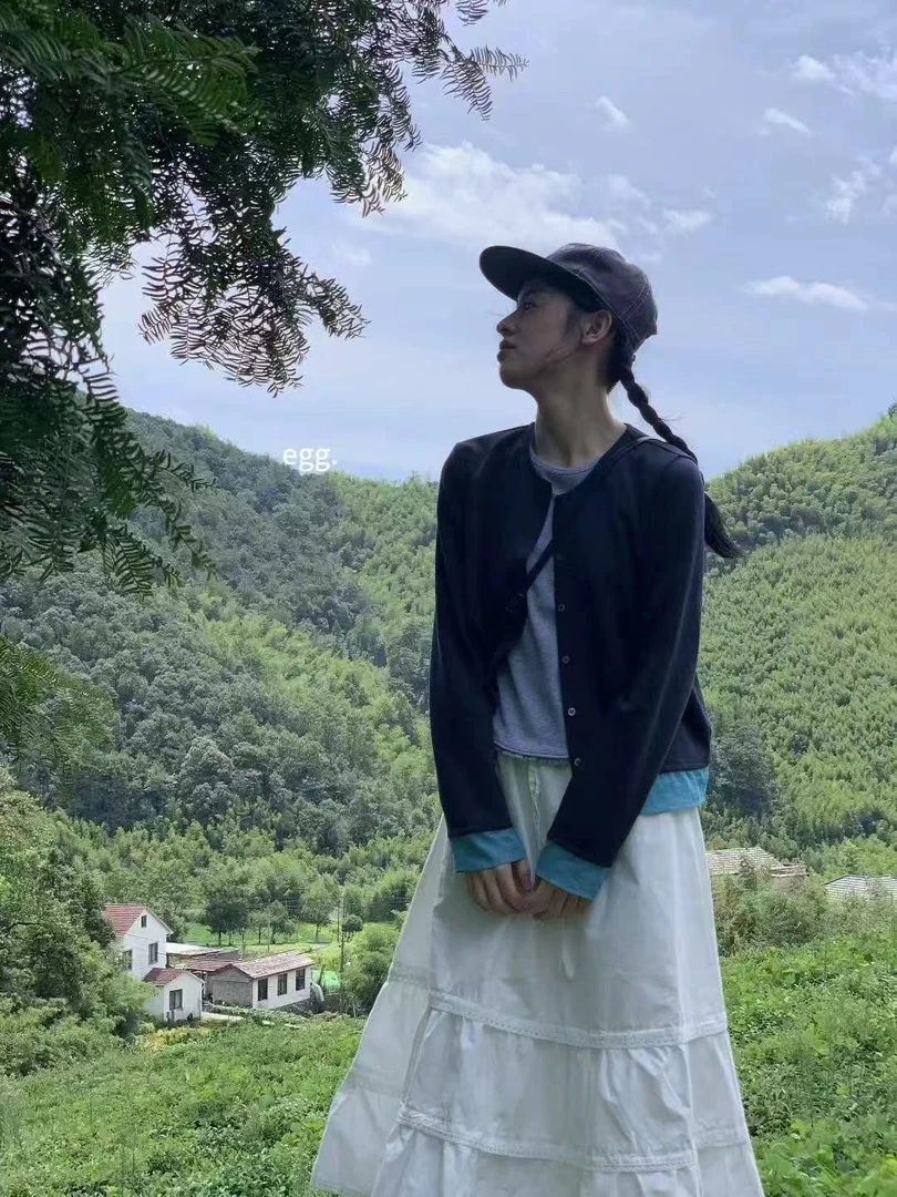 8016蛋家韩式百搭拼接假两件针织开衫