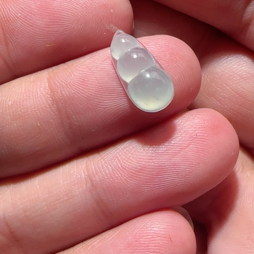 定制翡翠未镶嵌天然翡翠豆子