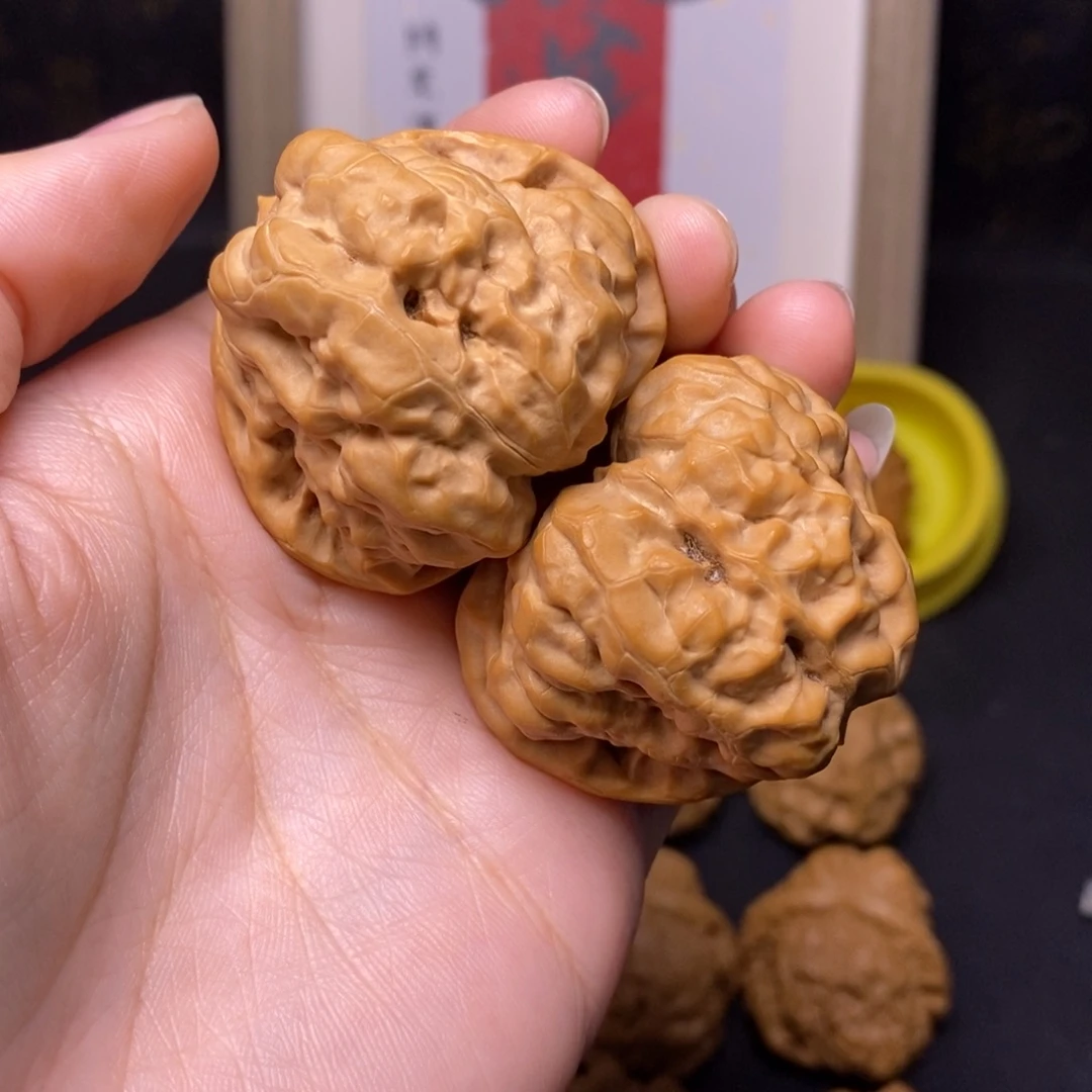 玛***蒂文玩核桃吊坠蛤蟆44