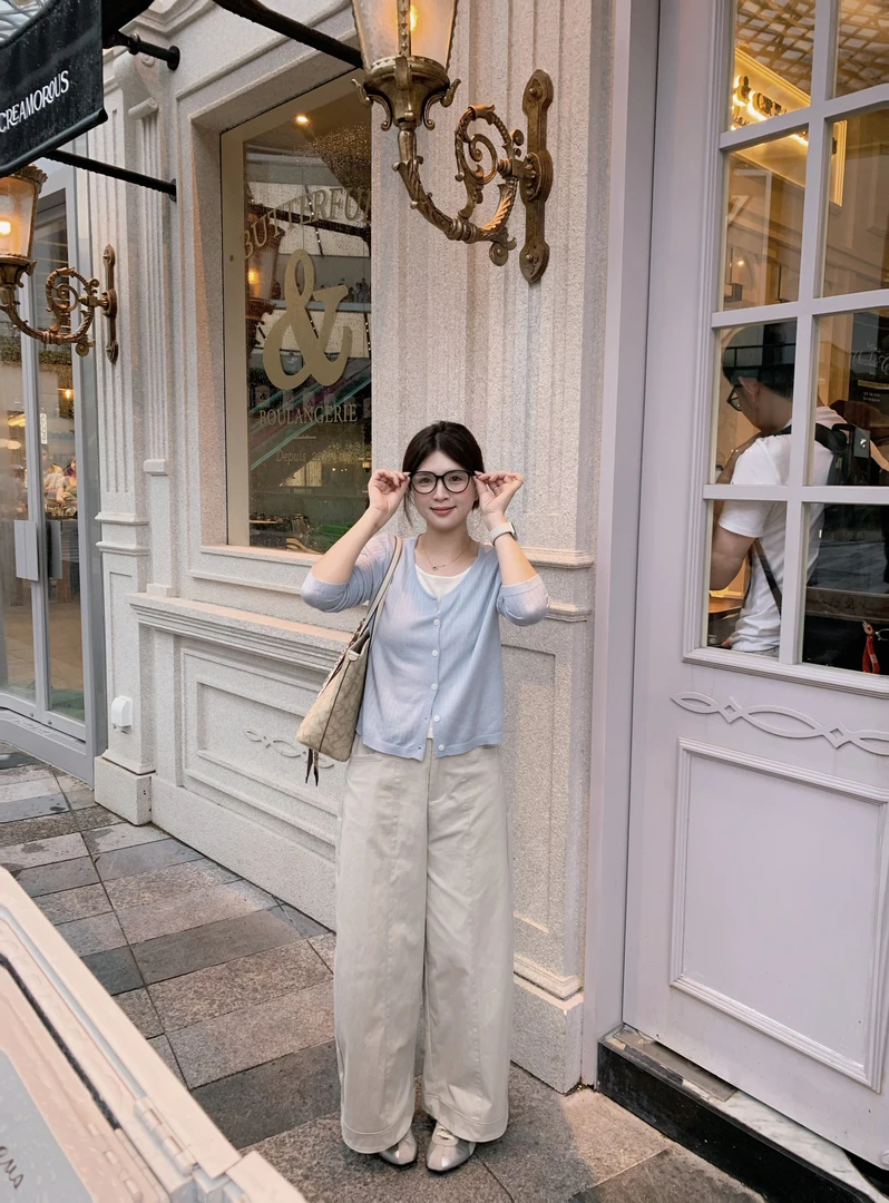 漫姐的店【蓝莓酸奶】浅蓝色拼接假两件羊毛针织衫女显瘦打底上衣