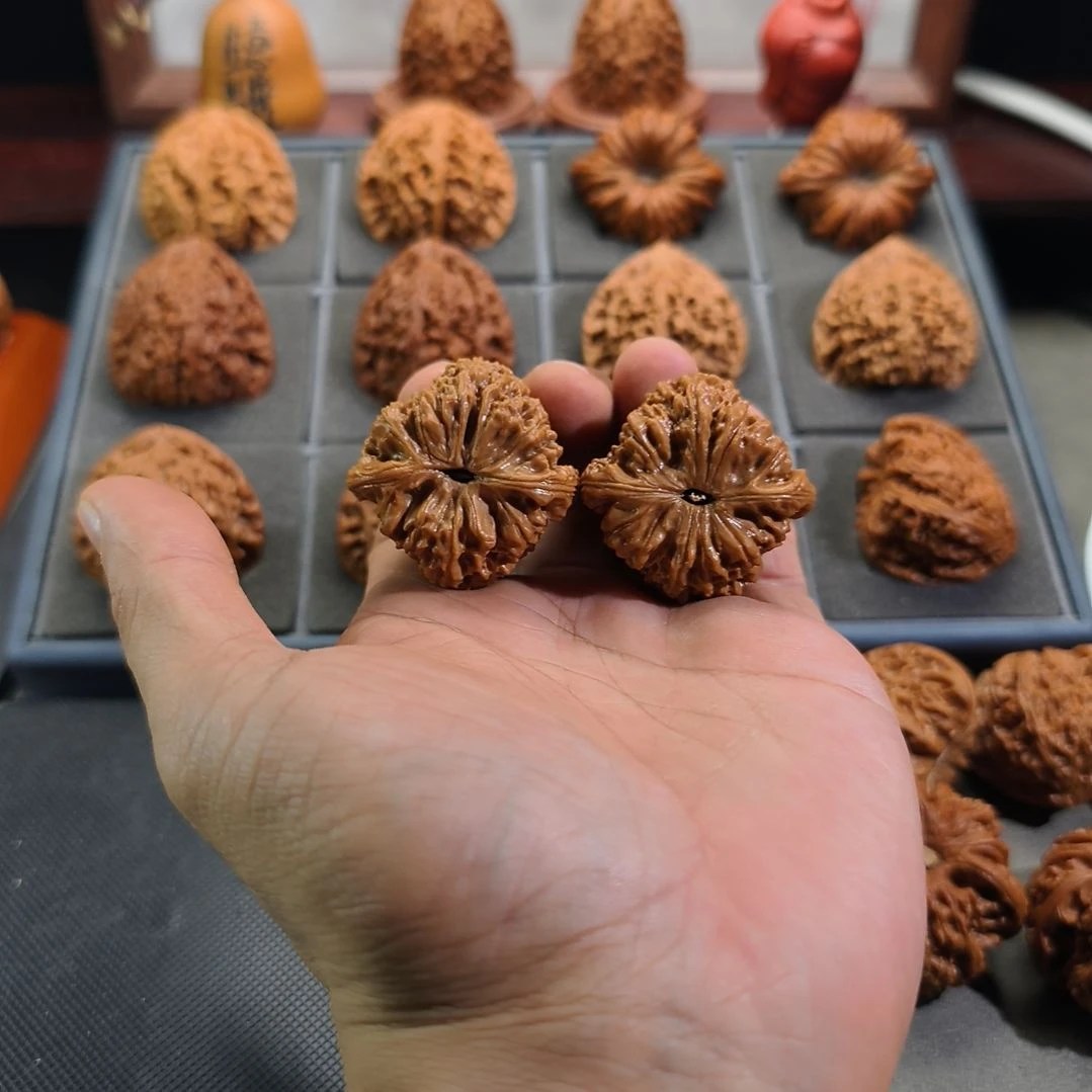 一***爱吊坠文玩核桃39南疆石