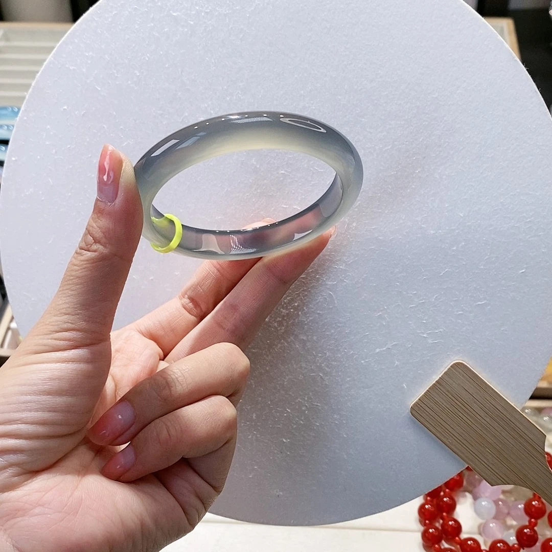 手镯玛瑙/玉髓未镶嵌58