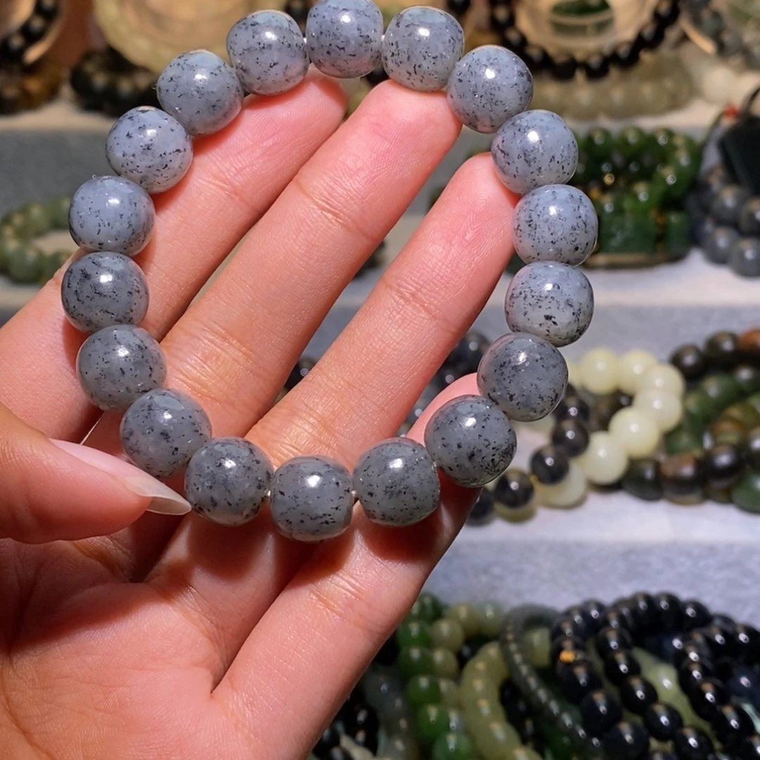 ****^和田玉未镶嵌手链