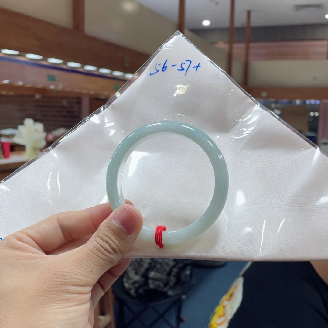 未镶嵌手镯翡翠翡翠