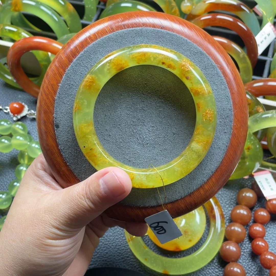 未镶嵌蛇纹石玉手镯59.5