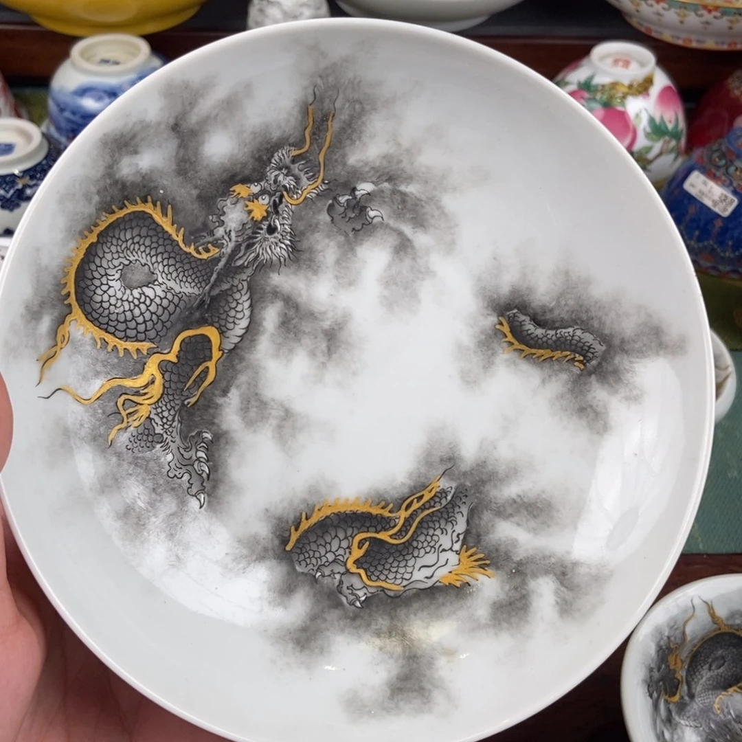 陶瓷的设计师是一个