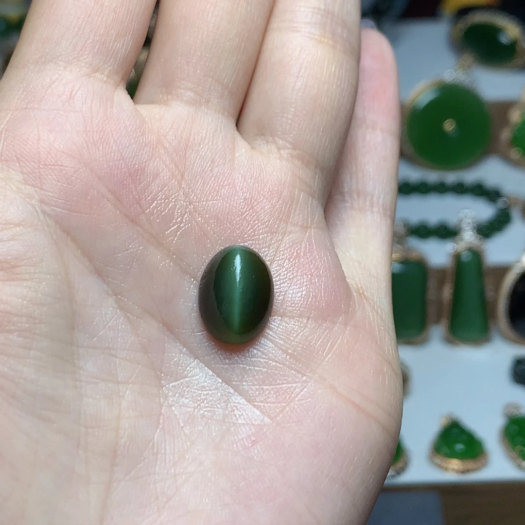 和田玉（碧玉）裸面未镶嵌夏**秋